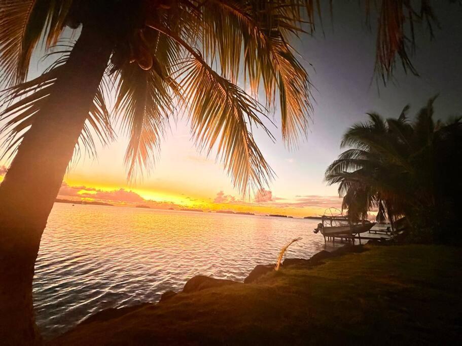 Waterfront Paradise 2 Br; Stunning Sunsets Bora Bora Exterior photo